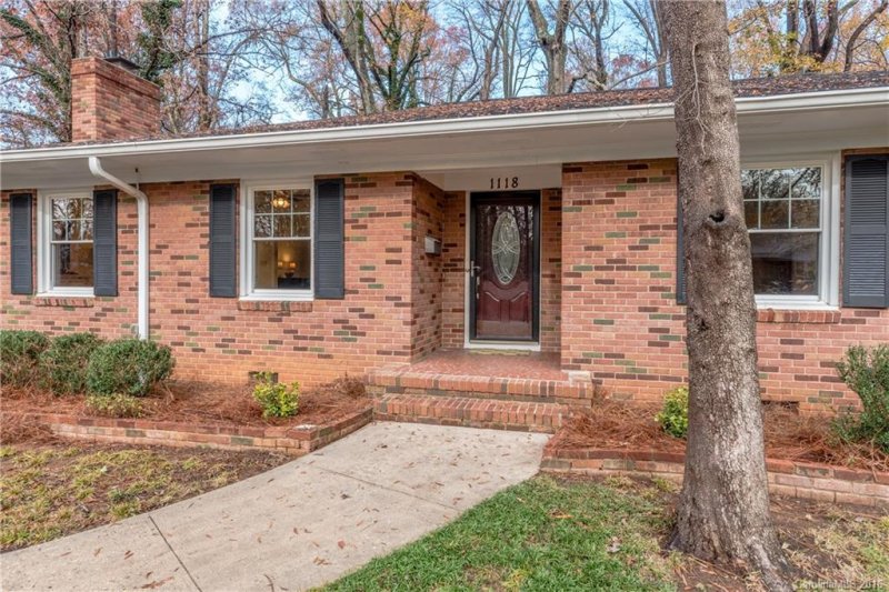 Property image 2 at 1118 Lynbrook Drive, Charlotte, NC 28211