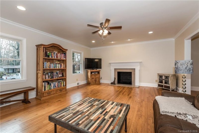 Property image 4 at 1118 Lynbrook Drive, Charlotte, NC 28211