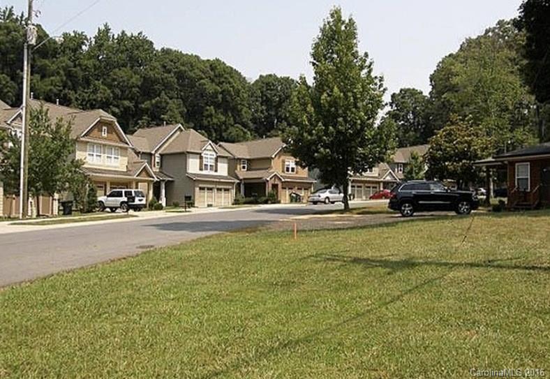 Property image 3 at 3130 Maywood Drive, Charlotte, NC 28205