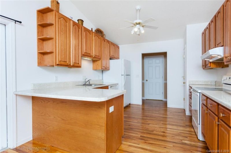 Property image 5 at 95 Allen Paul Drive, Hendersonville, NC 28791