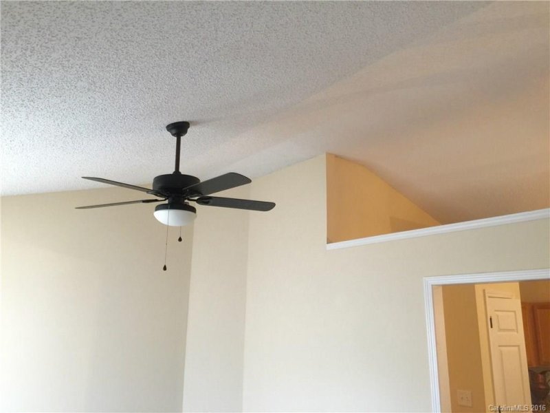 Property image 2 at 2102 Lisa Carole Drive, Charlotte, NC 28214