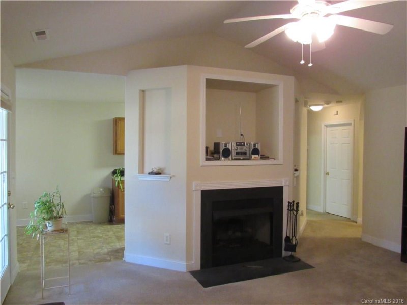 Property image 4 at 2006 Forget Me Not Lane, Wingate, NC 28174