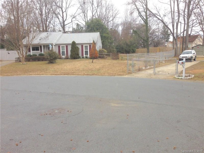 Property image 3 at 6807 North Ridge Court, Charlotte, NC 28215