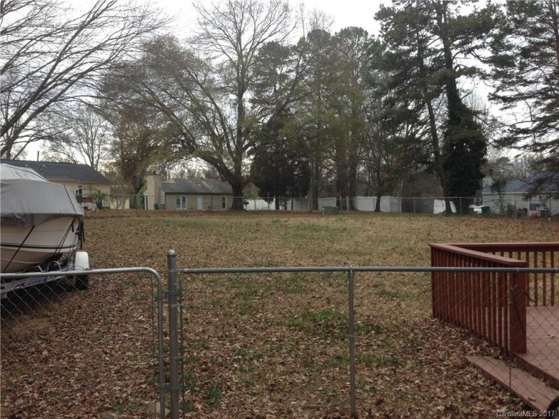 Property image 5 at 6807 North Ridge Court, Charlotte, NC 28215