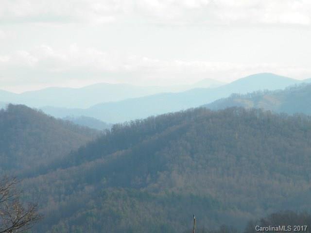 Property image 2 at 112 Kodiak Court, Waynesville, NC 28785
