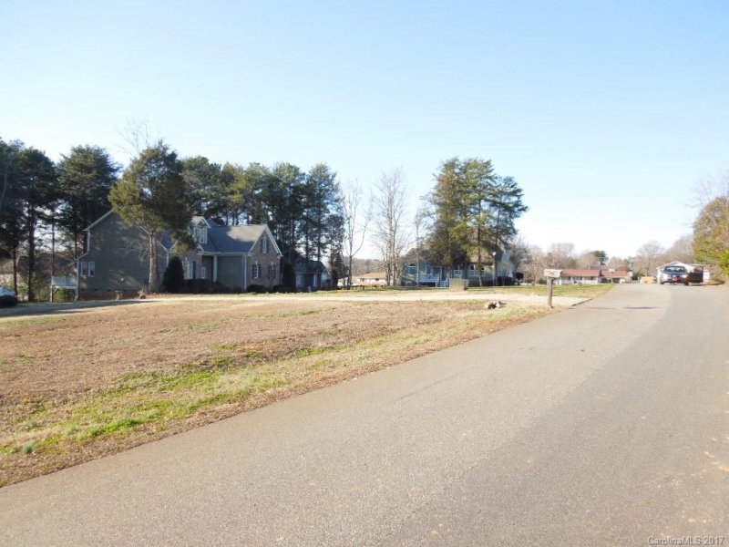 Property image 5 at 5281 Ridge Lane Circle, Sherrills Ford, NC 28673