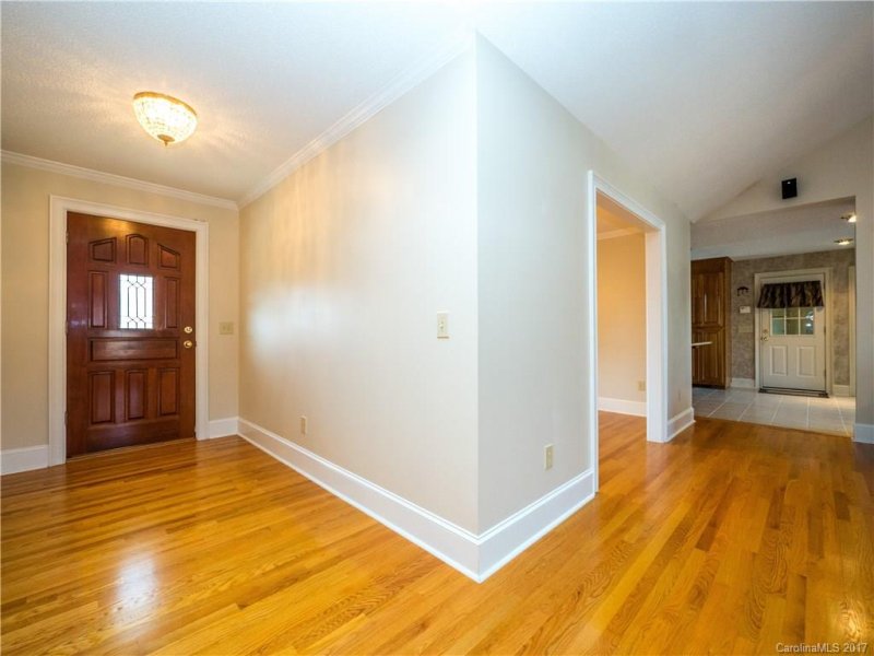 Property image 3 at 112 Haley Court, Mooresville, NC 28115