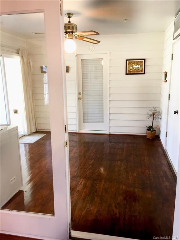 Property image 5 at 4921 Spring Lane, Charlotte, NC 28213