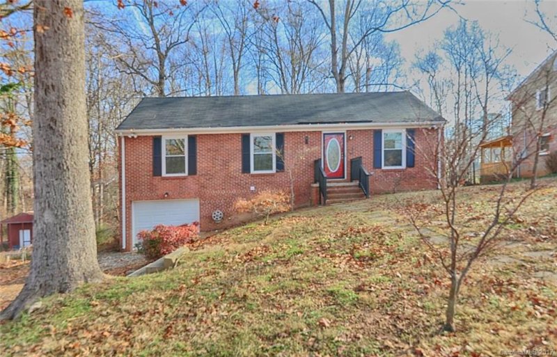 Property image 2 at 1940 Elmwood Drive, Gastonia, NC 28054