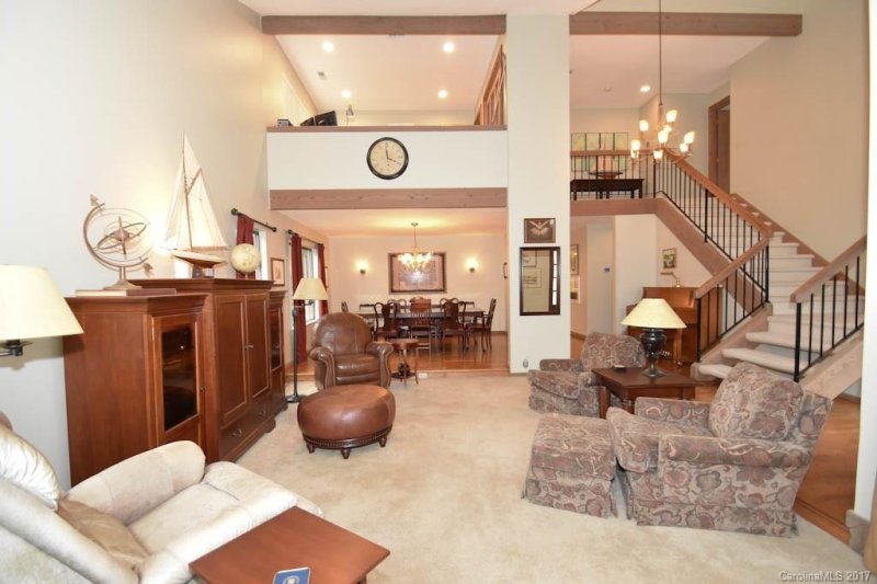 Property image 3 at 5330 Five Knolls Drive, Charlotte, NC 28226