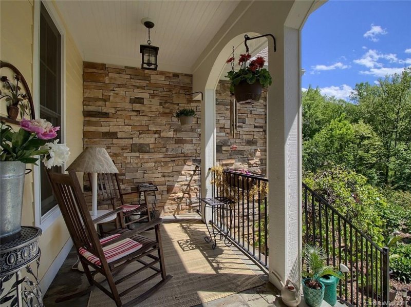 Property image 4 at 69 Benhurst Court, Hendersonville, NC 28791