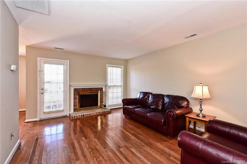 Property image 4 at 530 Poplar Street, Charlotte, NC 28202