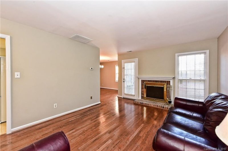 Property image 5 at 530 Poplar Street, Charlotte, NC 28202