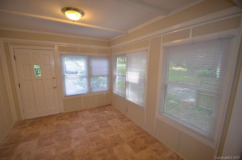 Property image 4 at 3331 Eastwood Drive, Charlotte, NC 28205