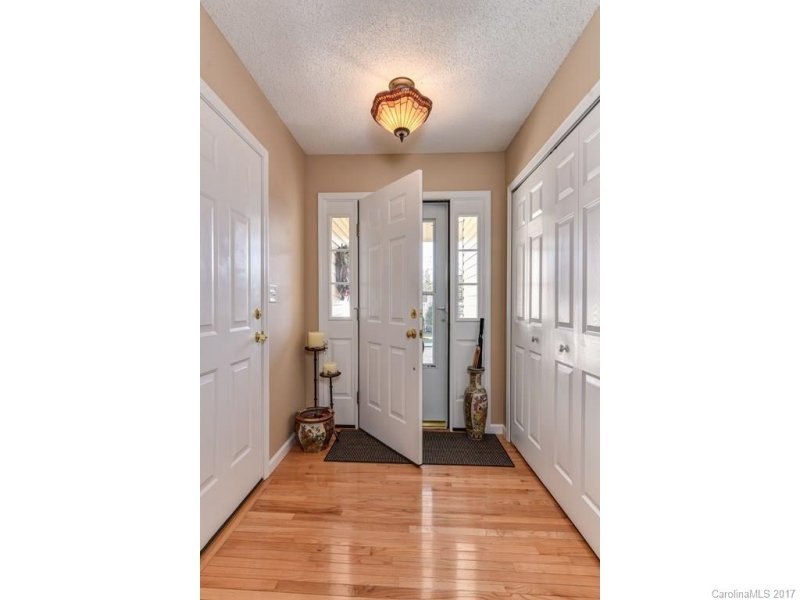 Property image 2 at 26 Woodridge View Court, Hendersonville, NC 28791