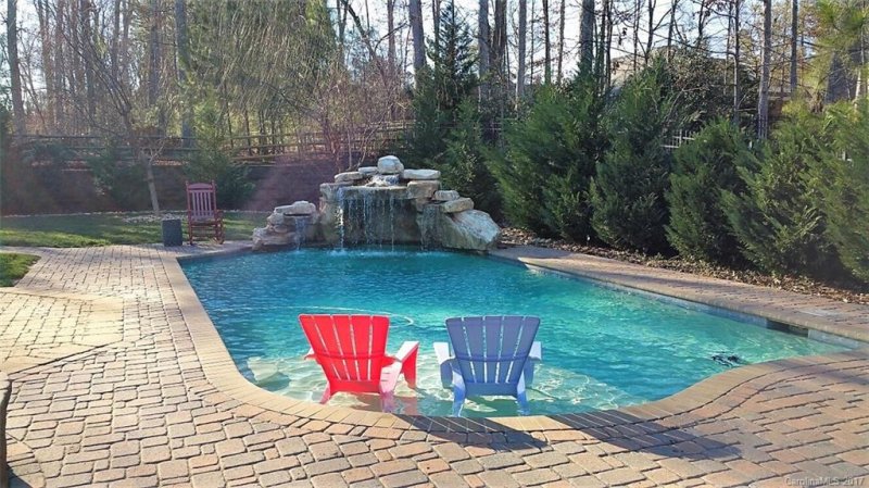 Property image 2 at 8051 Westbay Drive, Denver, NC 28037