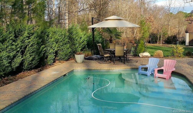 Property image 3 at 8051 Westbay Drive, Denver, NC 28037