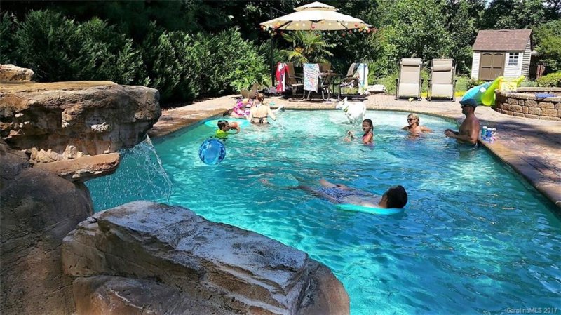 Property image 4 at 8051 Westbay Drive, Denver, NC 28037