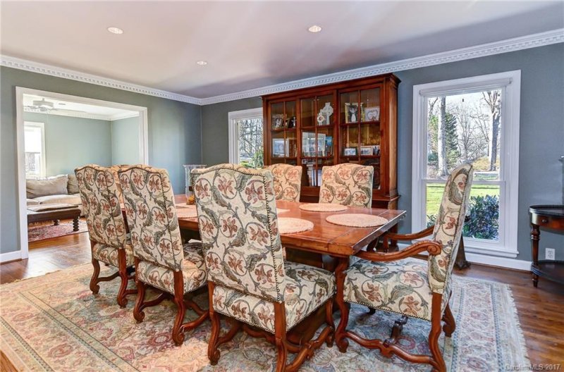 Property image 4 at 4601 Town And Country Drive, Charlotte, NC 28226