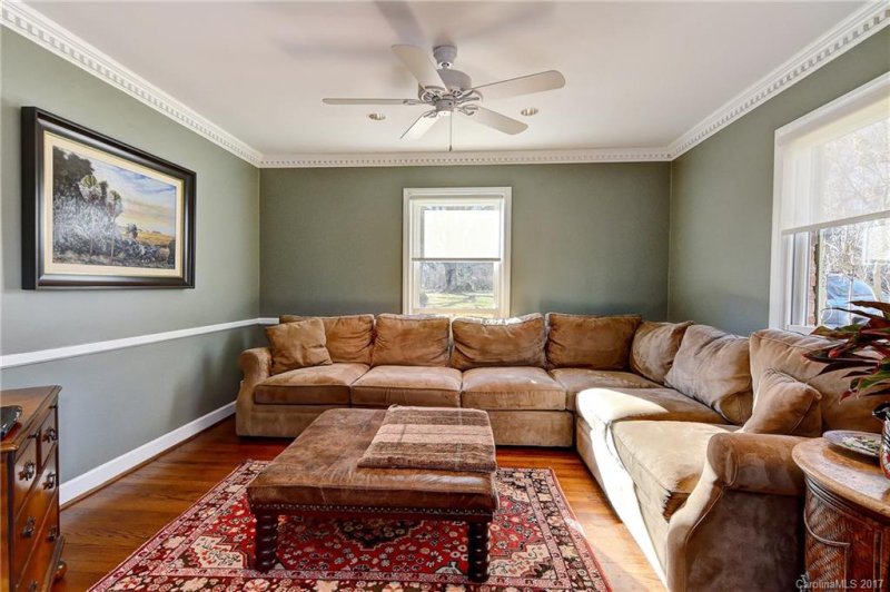 Property image 5 at 4601 Town And Country Drive, Charlotte, NC 28226