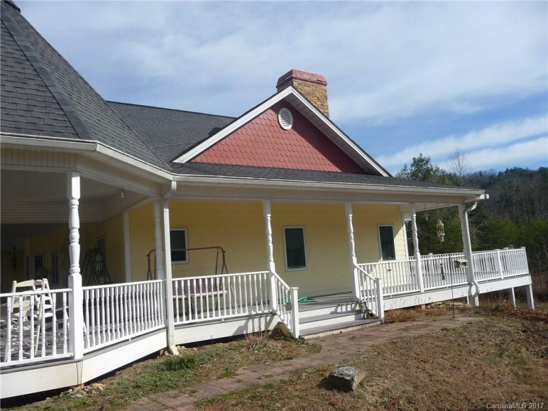 Property image 3 at 123 Dawn Valley Drive, Hendersonville, NC 28792