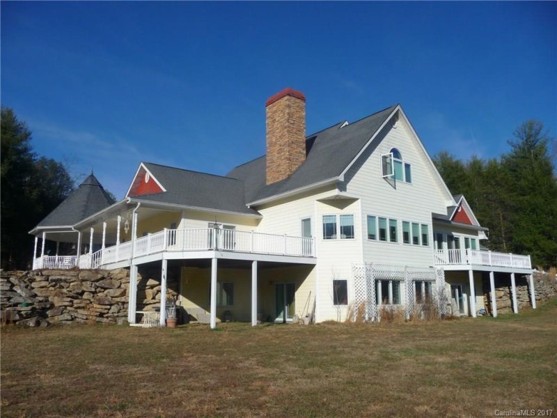 Property image 5 at 123 Dawn Valley Drive, Hendersonville, NC 28792