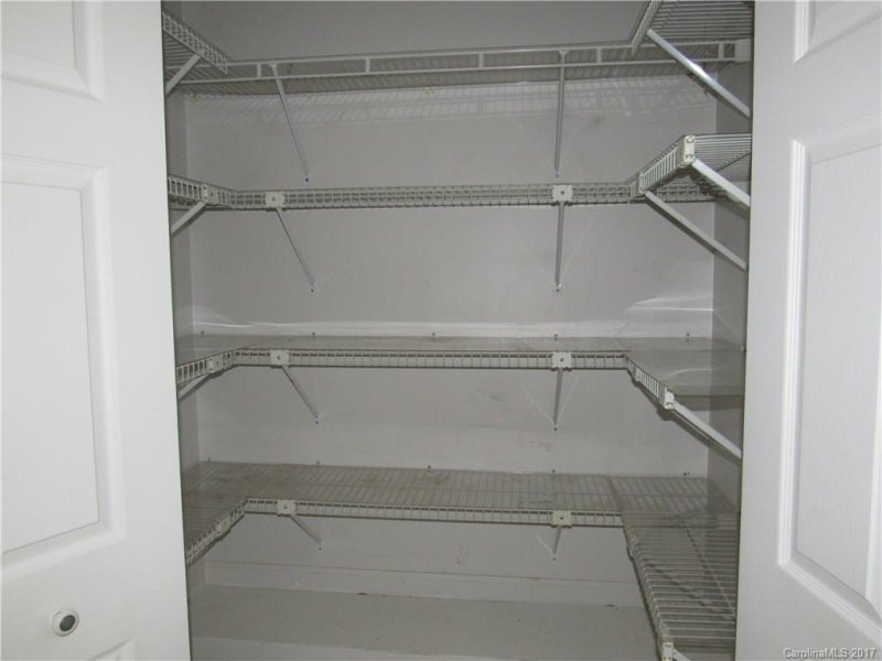 Property image 4 at 572 Woodfield Lane, Hendersonville, NC 28791