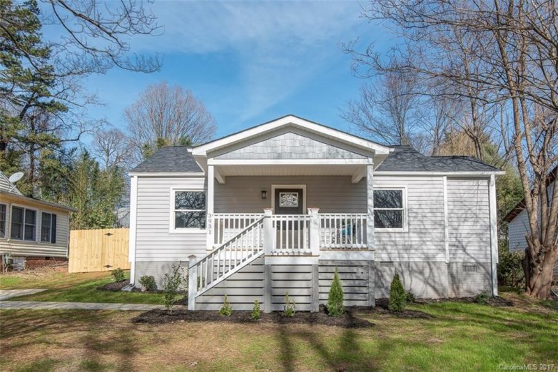 Property image 2 at 3931 Admiral Avenue, Charlotte, NC 28205