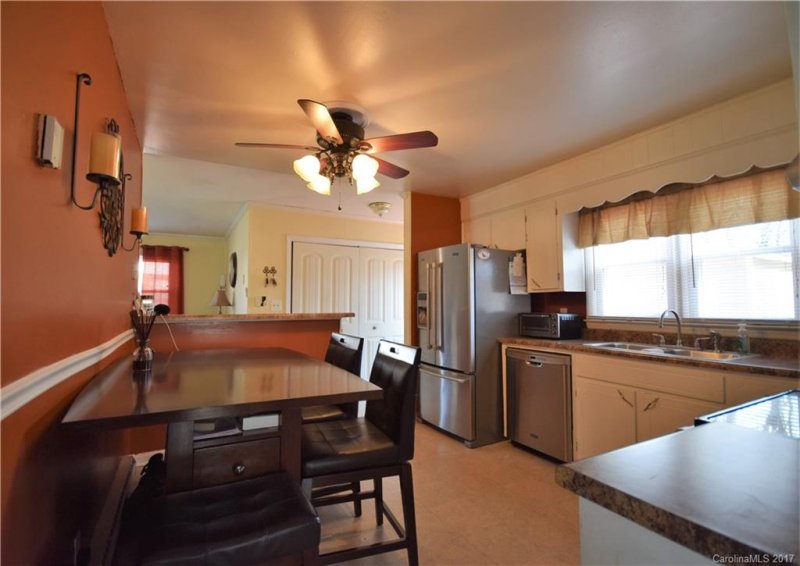 Property image 5 at 6316 Spring Garden Lane, Charlotte, NC 28213