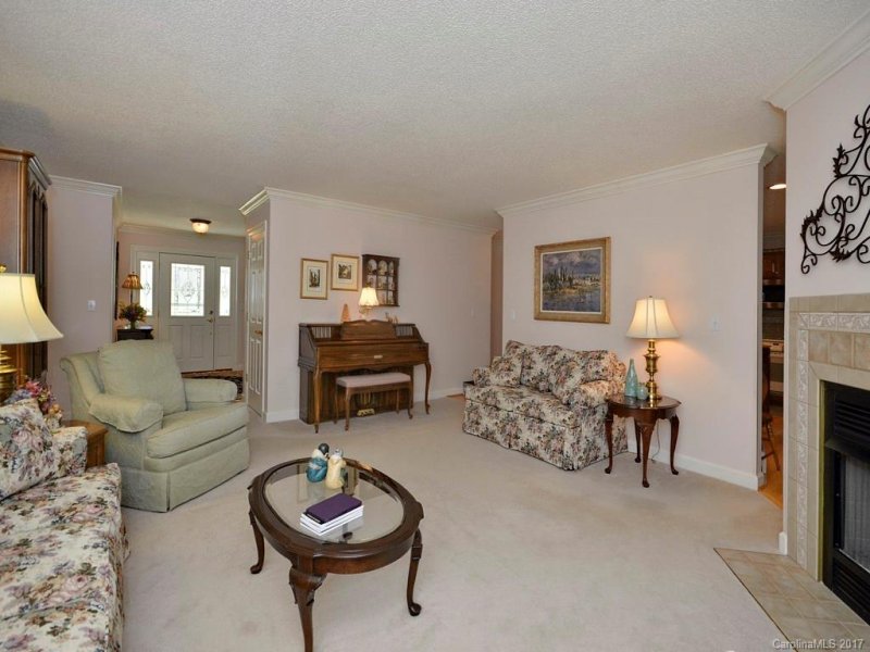 Property image 4 at 2006 Holly Tree Hill, Hendersonville, NC 28739