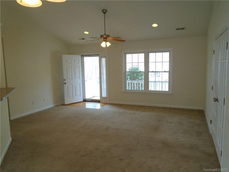 Property image 3 at 319 Lone Tree Lane, Clover, SC 29710