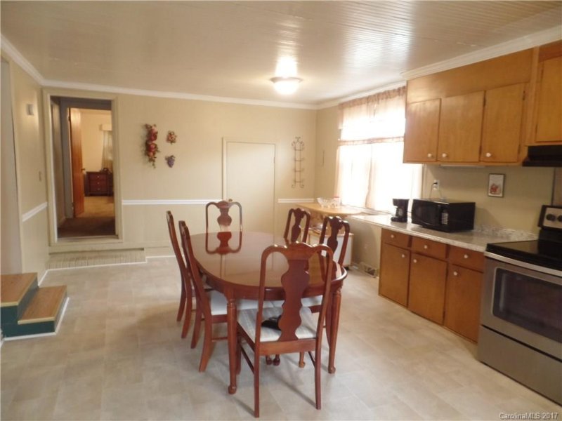 Property image 2 at 1338 Kings Circle, Shelby, NC 28150