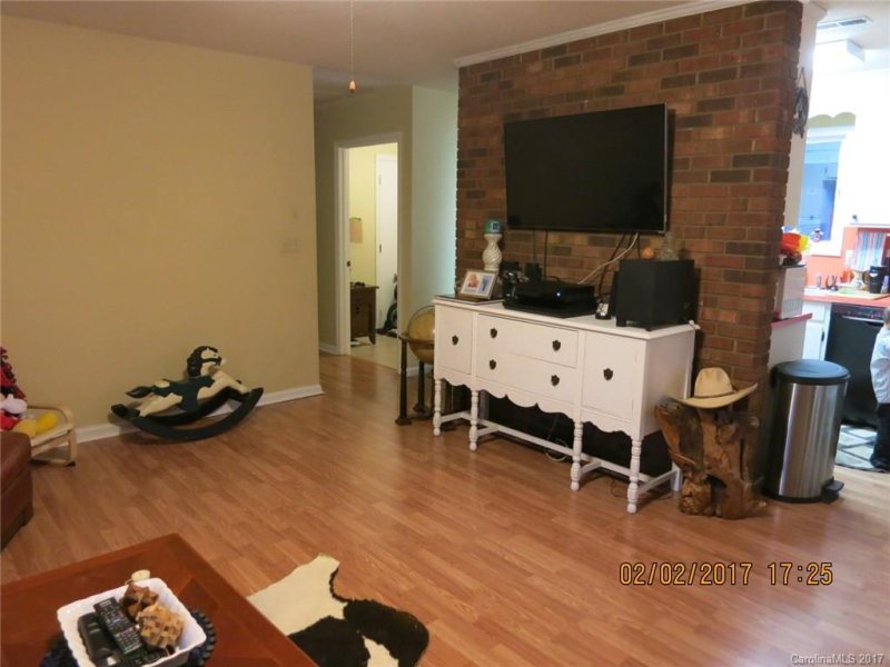 Property image 3 at 3351 47th Avenue, Hickory, NC 28601