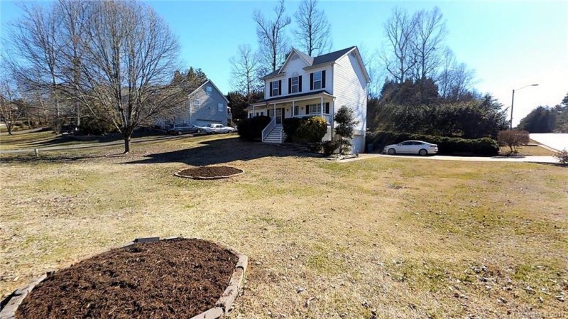 Property image 4 at 906 43rd Avenue Court, Hickory, NC 28601
