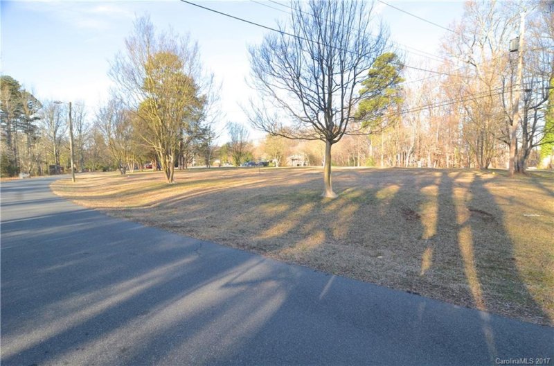 Property image 5 at 7124 Ridge Lane Road, Charlotte, NC 28262