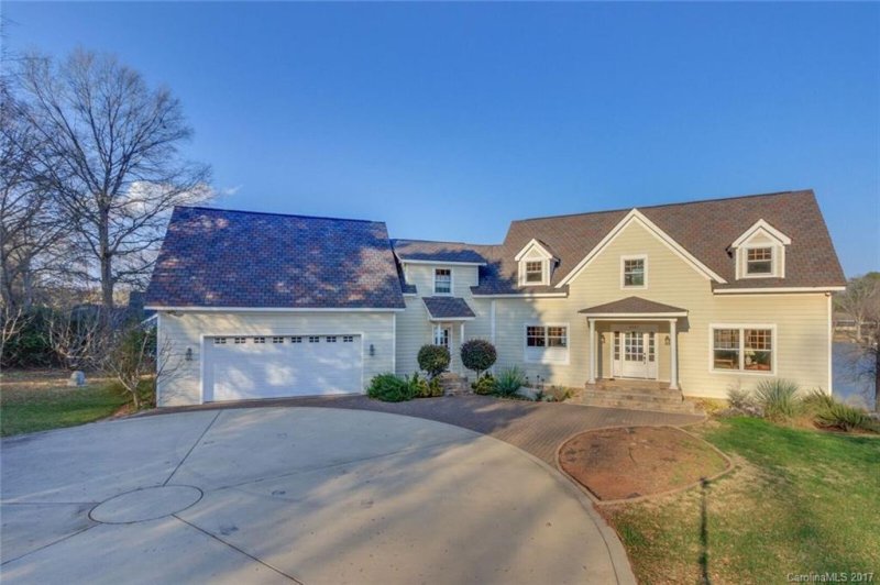 Property image 2 at 4547 Water Oak Drive, Lake Wylie, SC 29710