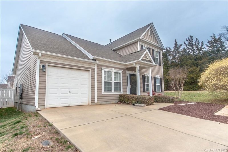 Property image 3 at 4237 Hogan Lane, Fort Mill, SC 29707