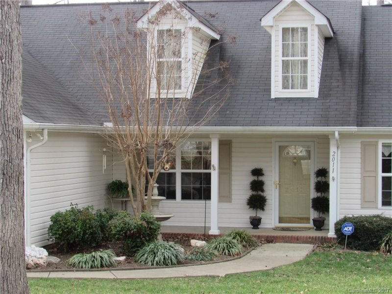 Property image 4 at 2011 Forget Me Not Lane, Wingate, NC 28174