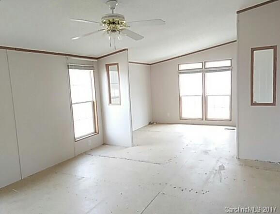 Property image 4 at 151 Castle Court, Kings Mountain, NC 28086