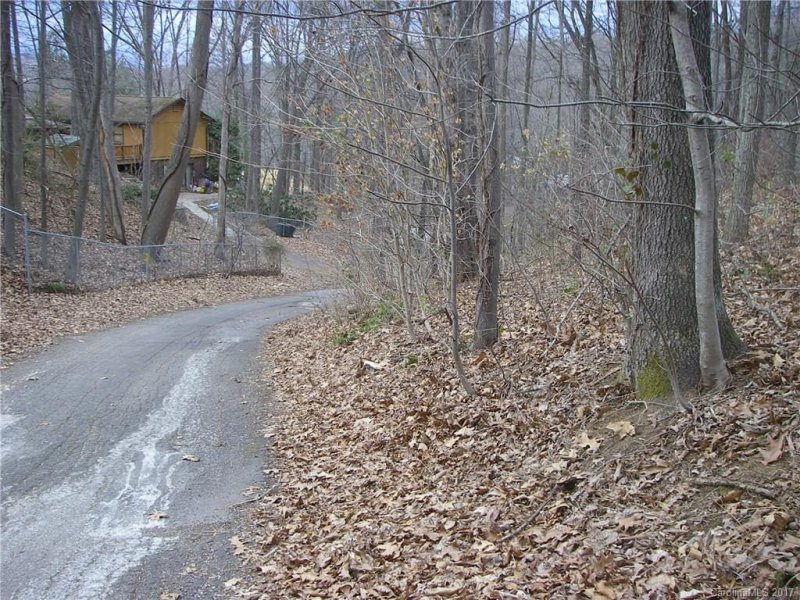 Property image 3 at 40 Pleasant Hill Circle, Waynesville, NC 28786