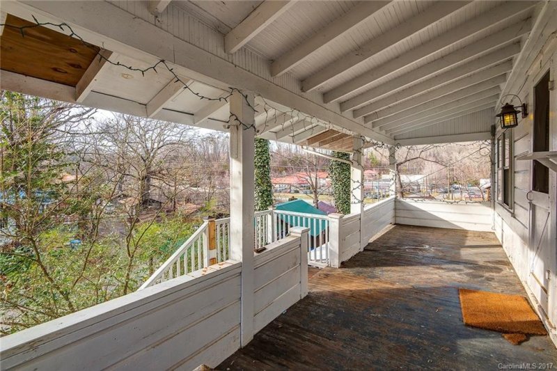 Property image 2 at 1 Rhododendron Drive, Asheville, NC 28805