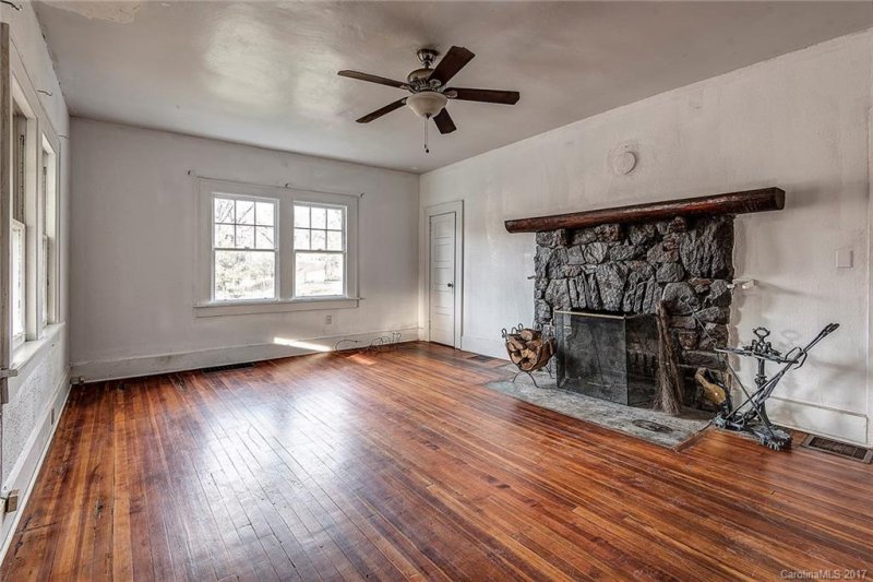 Property image 4 at 1 Rhododendron Drive, Asheville, NC 28805