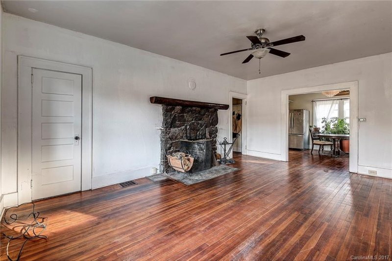 Property image 5 at 1 Rhododendron Drive, Asheville, NC 28805