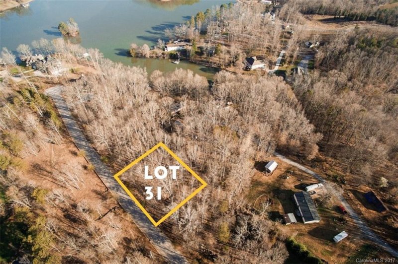 Property image 4 at 8116 Bayview Lane, Belmont, NC 28012