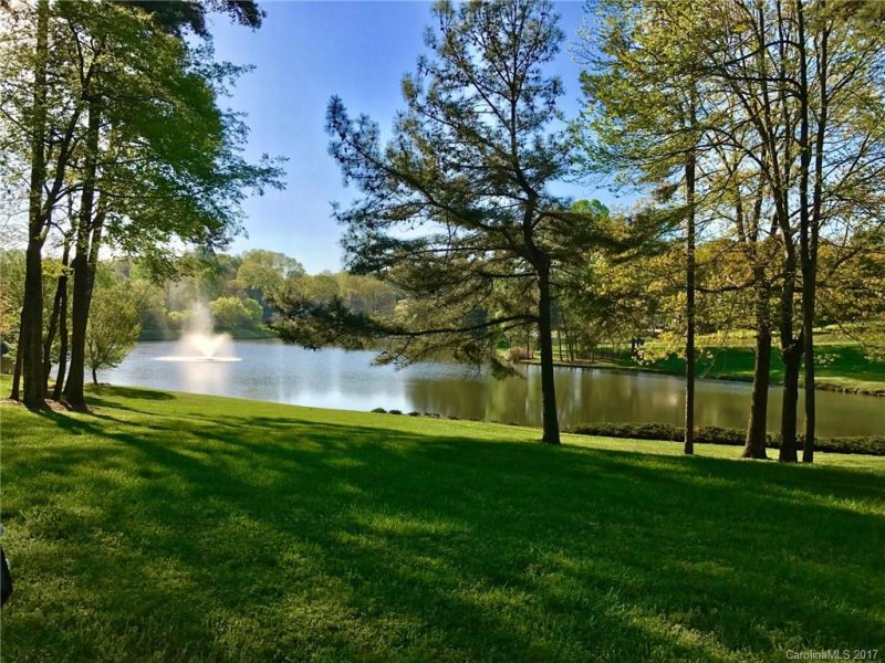 Property image 3 at 1618 Heatherloch Drive, Gastonia, NC 28054