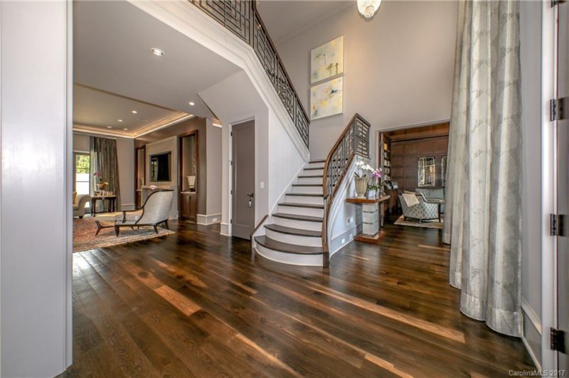 Property image 4 at 5924 Saint John Lane, Charlotte, NC 28210