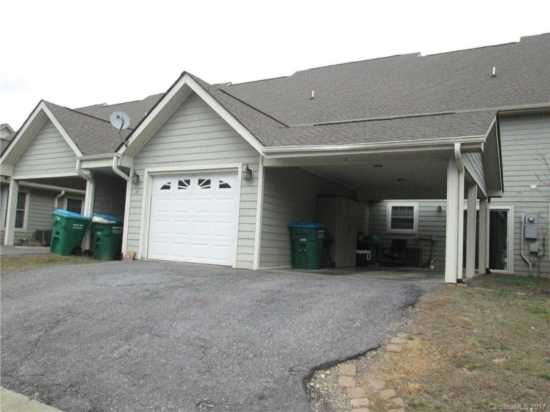 Property image 2 at 6 Rotunda Circle, Asheville, NC 28806