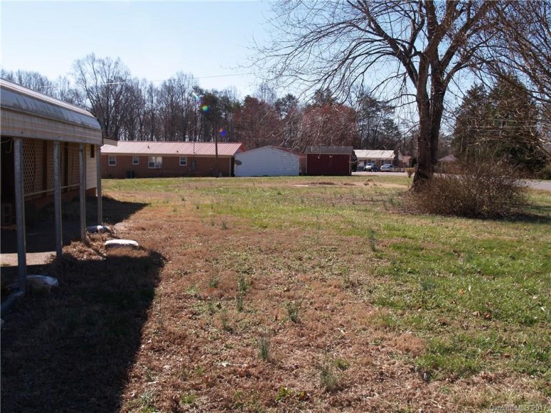 Property image 3 at 185 Crosswhite Lane, Statesville, NC 28625