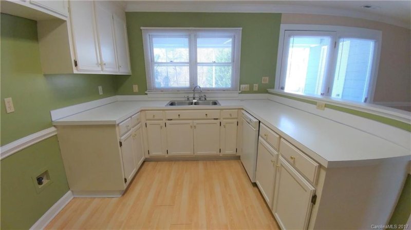 Property image 4 at 1727 Robinwood Road, Gastonia, NC 28054