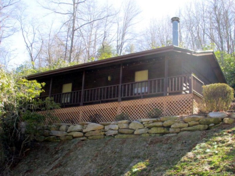 Property image 2 at 4 Greenslade Drive, Sylva, NC 28779